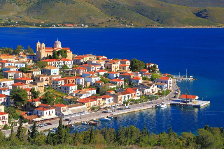 Λιμάνι στο Γαλαξίδι Φωκίδας