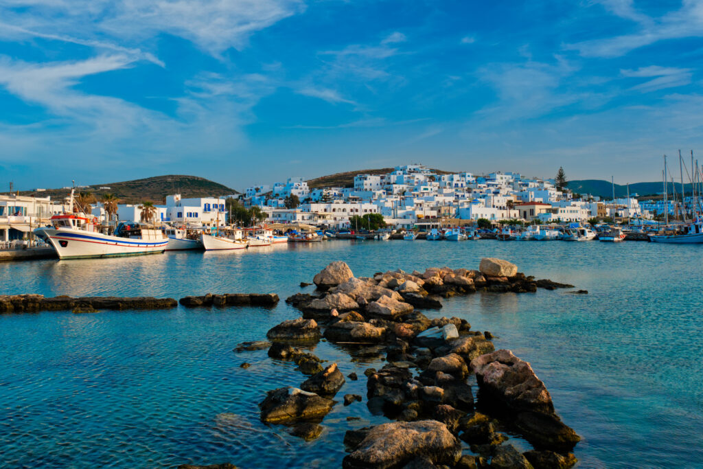 Πάρος και παραλίες που αξίζει να επισκεφθείτε!