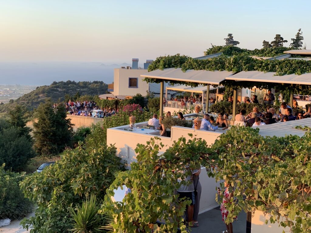 Καλύτερα εστιατόρια στην Κω με θέα στο Αιγαίο και καλοκαιρινή αύρα