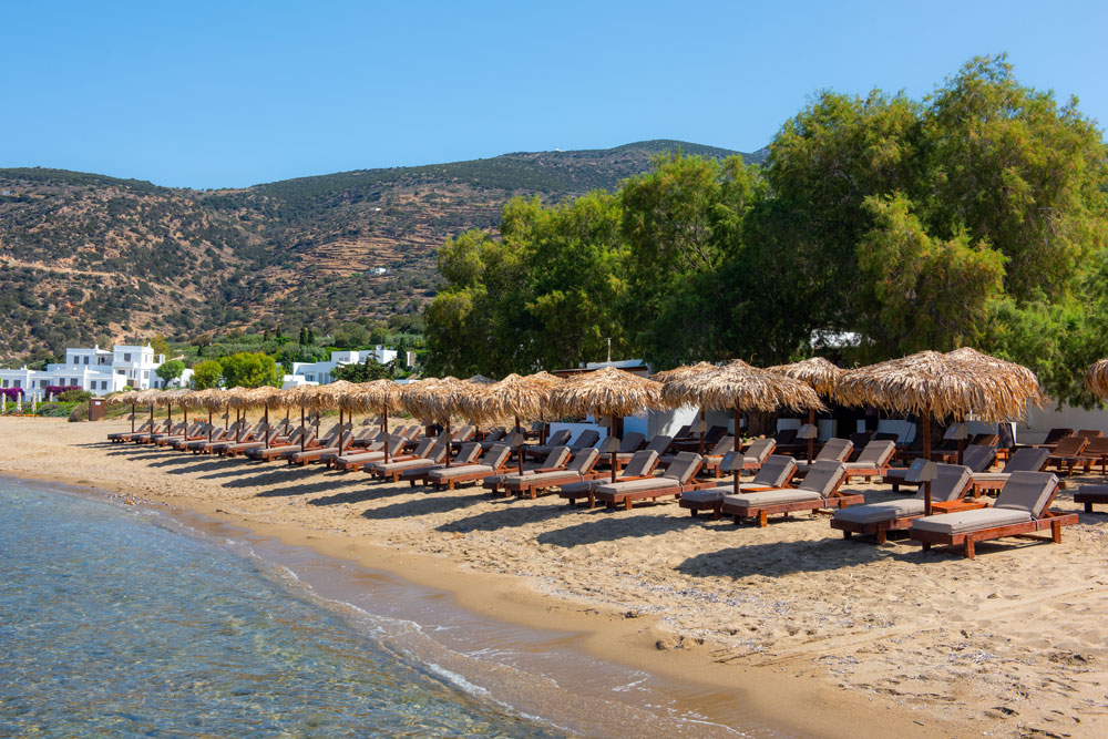 Nostos Beach Bar – παραλιακή χαλάρωση σε ένα από τα καλύτερα bar στη Σίφνο
