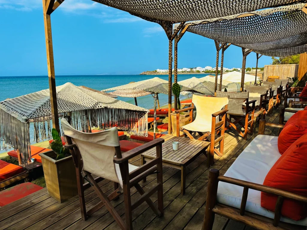 Καλύτερα bar στην Τήνο – Sundara Beach Bar & Lounge πάνω στην παραλία