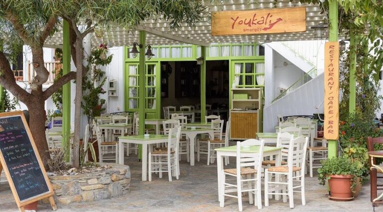 Καλύτερα εστιατόρια στην Αμοργό: Γεύσεις που αγκαλιάζουν το Αιγαίο