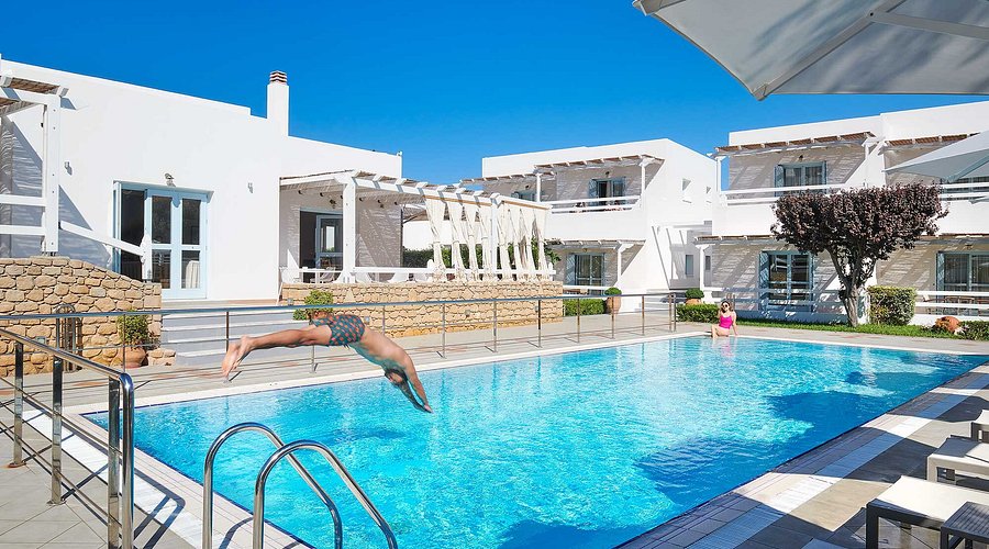 Καλύτερα ξενοδοχεία στη Σκιάθο – το Hotel Rene στην πόλη της Σκιάθου με μοντέρνα αισθητική