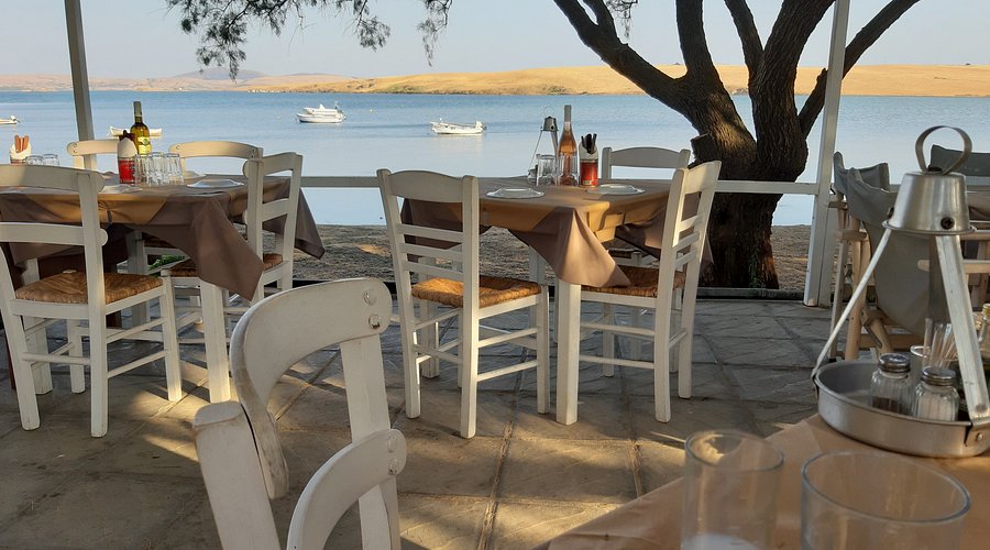 Εστιατόριο Γλυκάνησος στη Μύρινα Λήμνου