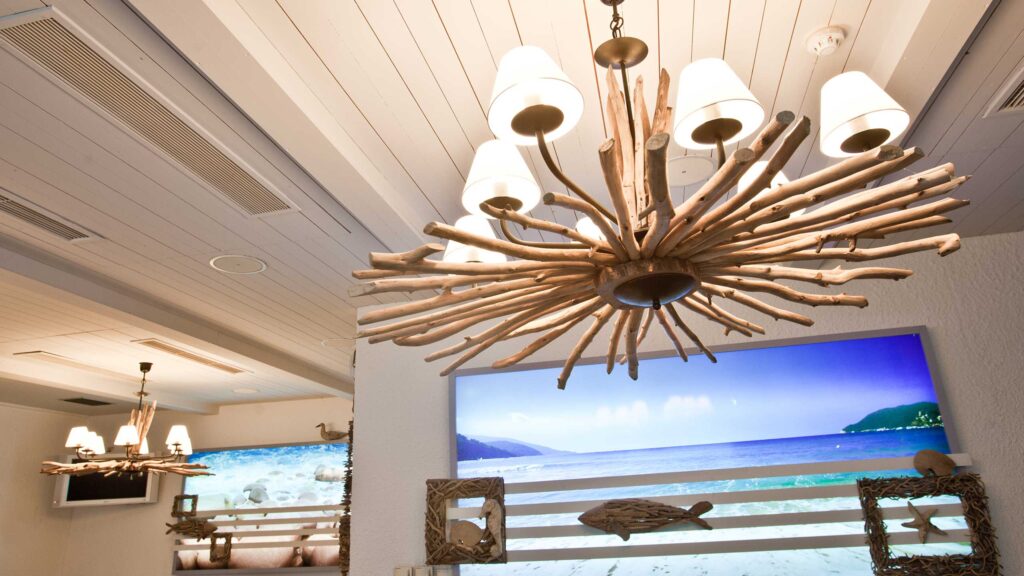 Νησιώτικο εστιατόριο στην Αλεξανδρούπολη – θαλασσινή διακόσμηση και ατμόσφαιρα