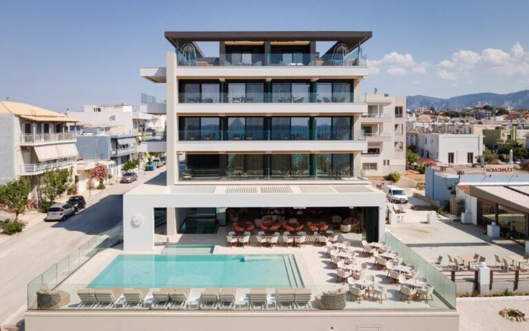 Avant Blue Boutique Hotel στην Κόρινθο με εξωτερική πισίνα και θέα θάλασσα – Καλύτερα ξενοδοχεία στην Κόρινθο
