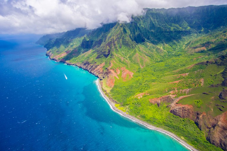 Ταξίδι στη Χαβάη με θέα τη Napali Coast στην Kauai