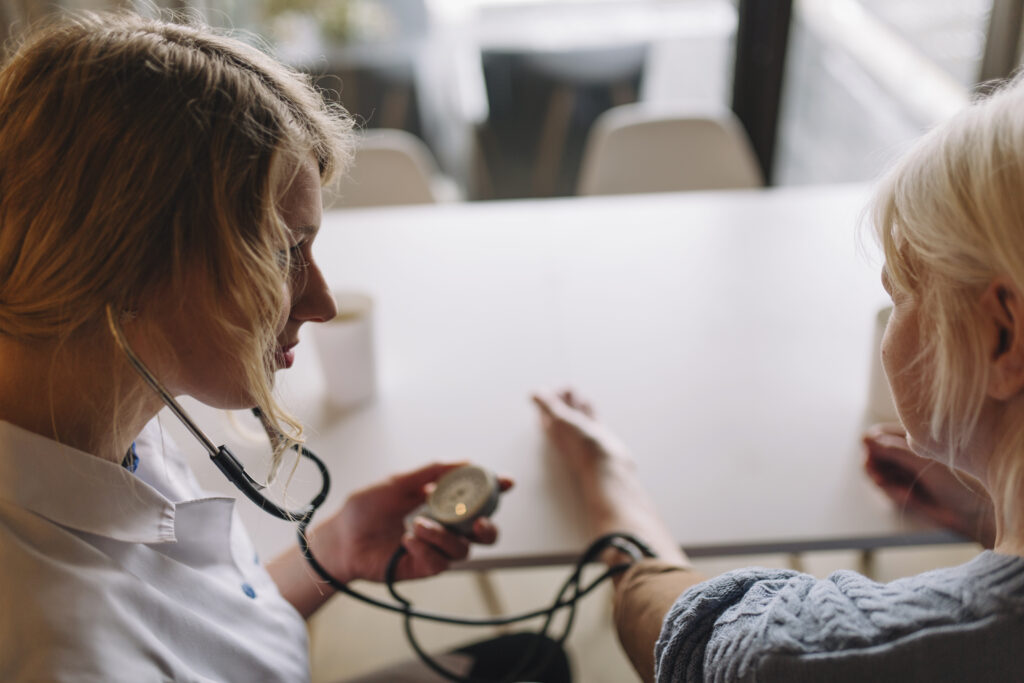 Γενικό check up: Τι περιλαμβάνει και γιατί να το κάνεις στην Αθήνα