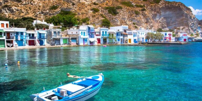 ιδιωτική κρουαζιέρα στη Μήλο