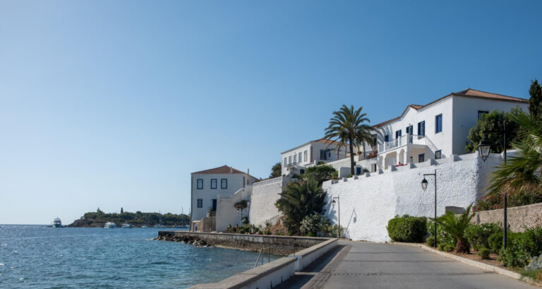 Greece vs Italy Golden Visa: Which Is Better in 2026?